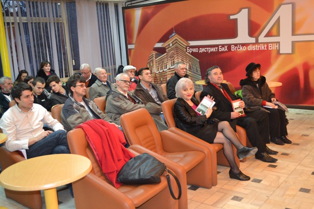 2014-03-12-Promocija_knjige_Zarka-Milenica2