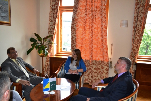 2015-05-15-Ambasador_Pakistana_u_posjeti_Brckom-2