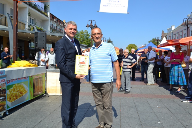 2016-09-08-Otvoren_Sajam_pcelarstva-1