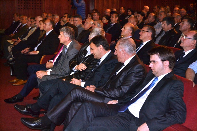 2014-11-13-Otvoren_13_Sajam_Privrede-1